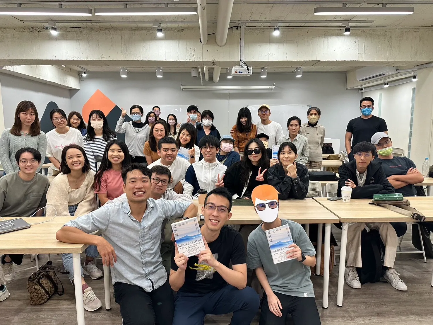 走在閱讀路上讀書會活動照片